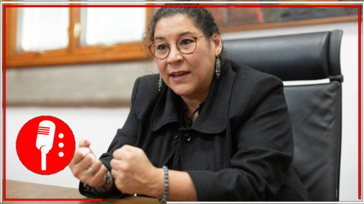 Lenia Batres