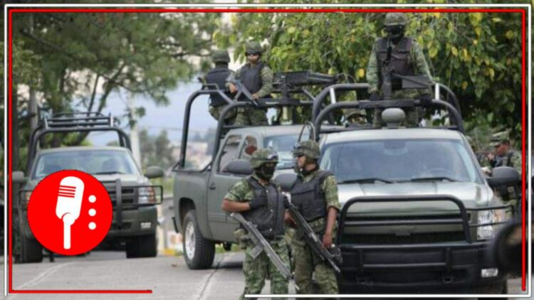 La detención ocurrió en la Plaza de la Purísima, en el Centro de Monterrey, donde se interceptaron dos vehículos que contenían distintas dosis de droga